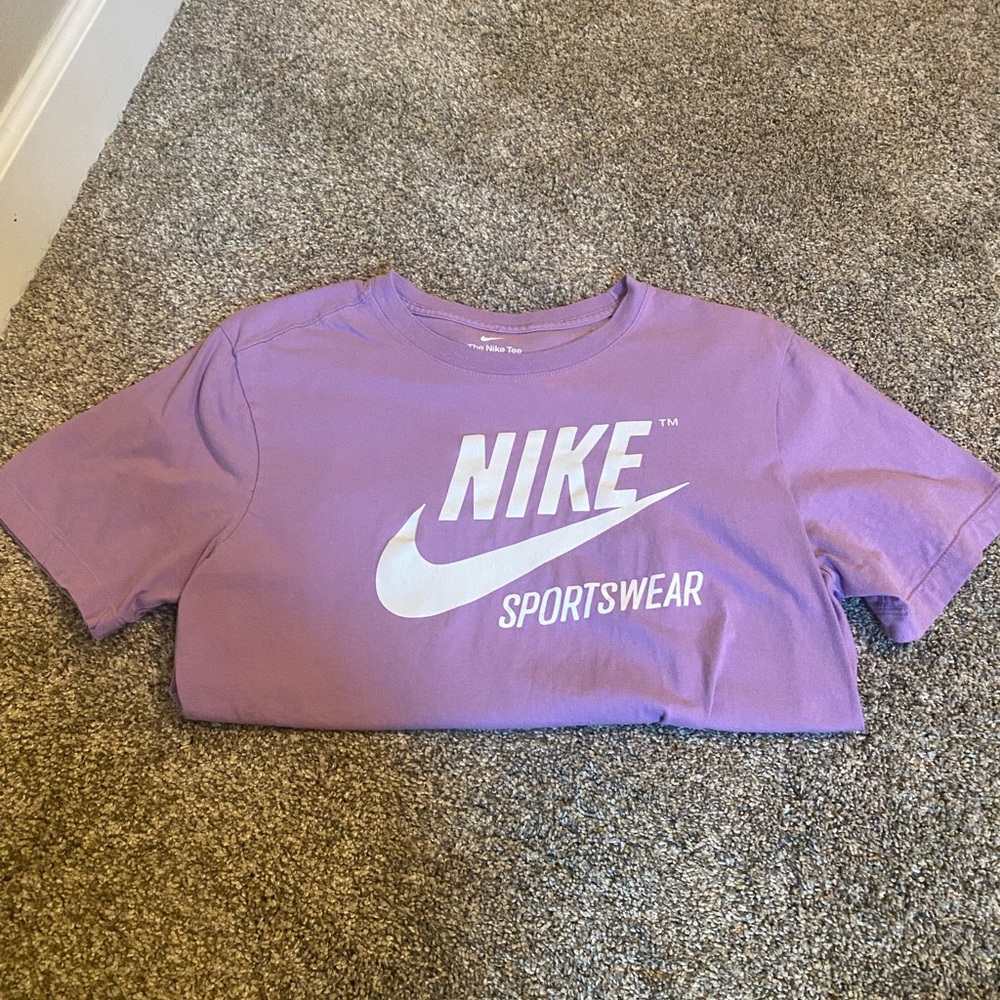 Nike Sportswear T shirt!